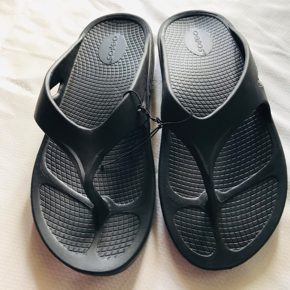 Oofos Black Slide Sandals